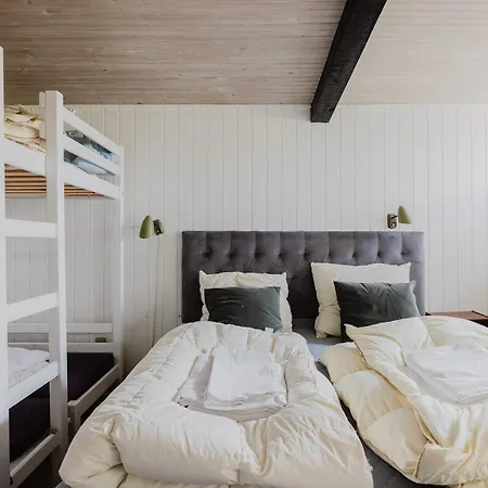 Vacation With Sea Views - 200m From